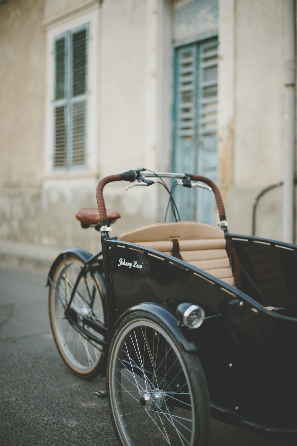 Johnny loco cargo store bike